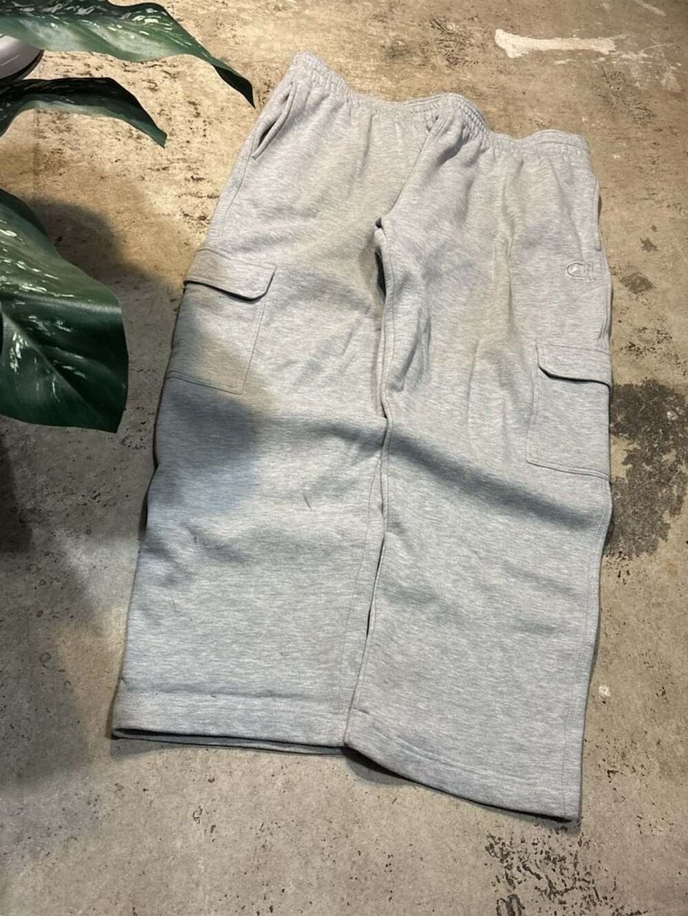 Vintage Baggy Ecko Unltd Cargo Sweatpants Size XL Grey Fleece Baggy
